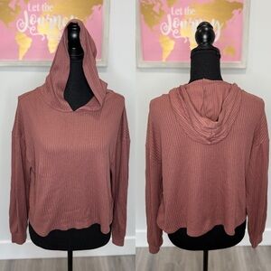 Colsie Crop Long Sleeve Hooded Lightweight Women’s Sweater (M)